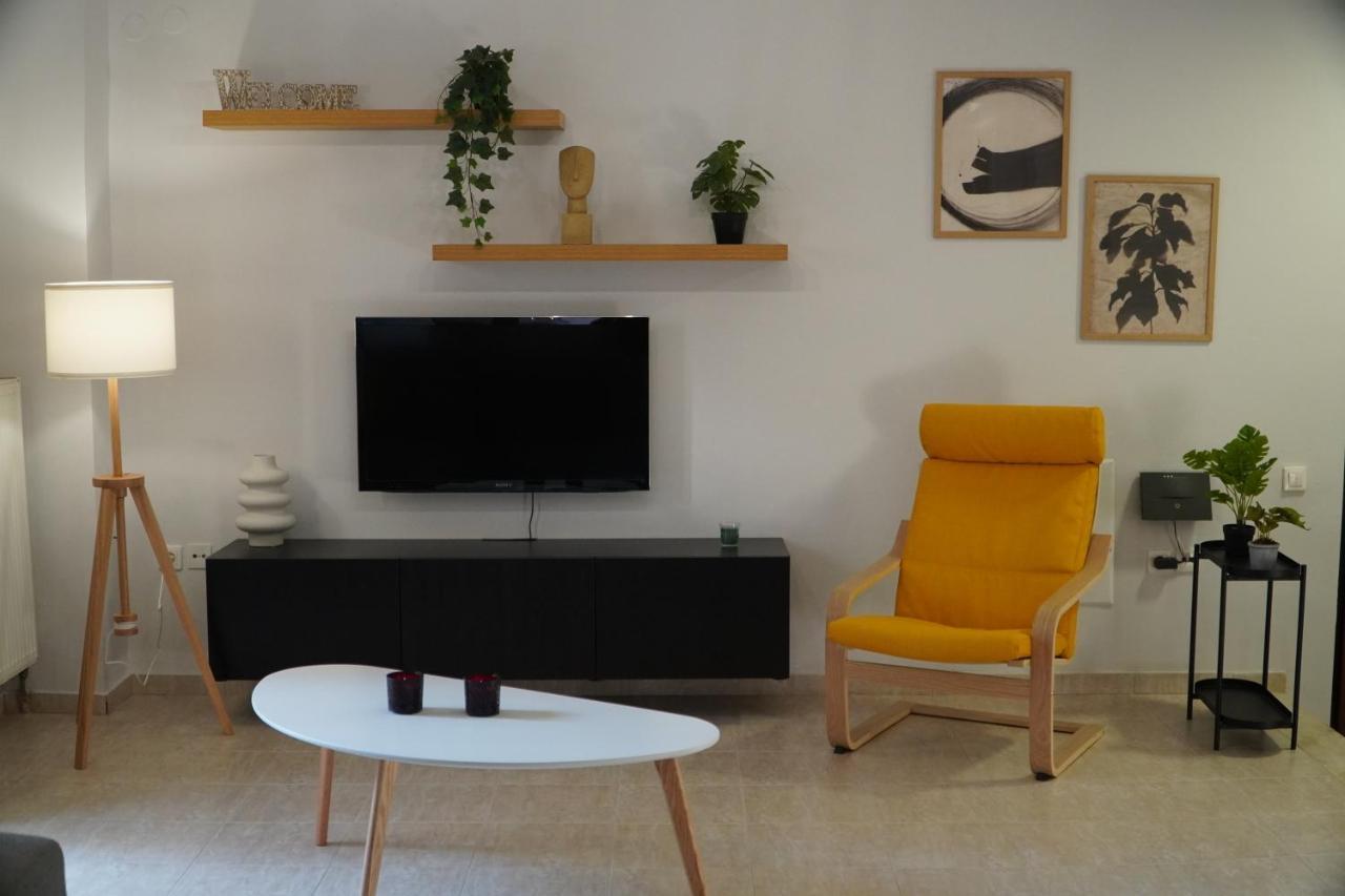 Modern Apartment In Οld Τown Солун Екстериор снимка